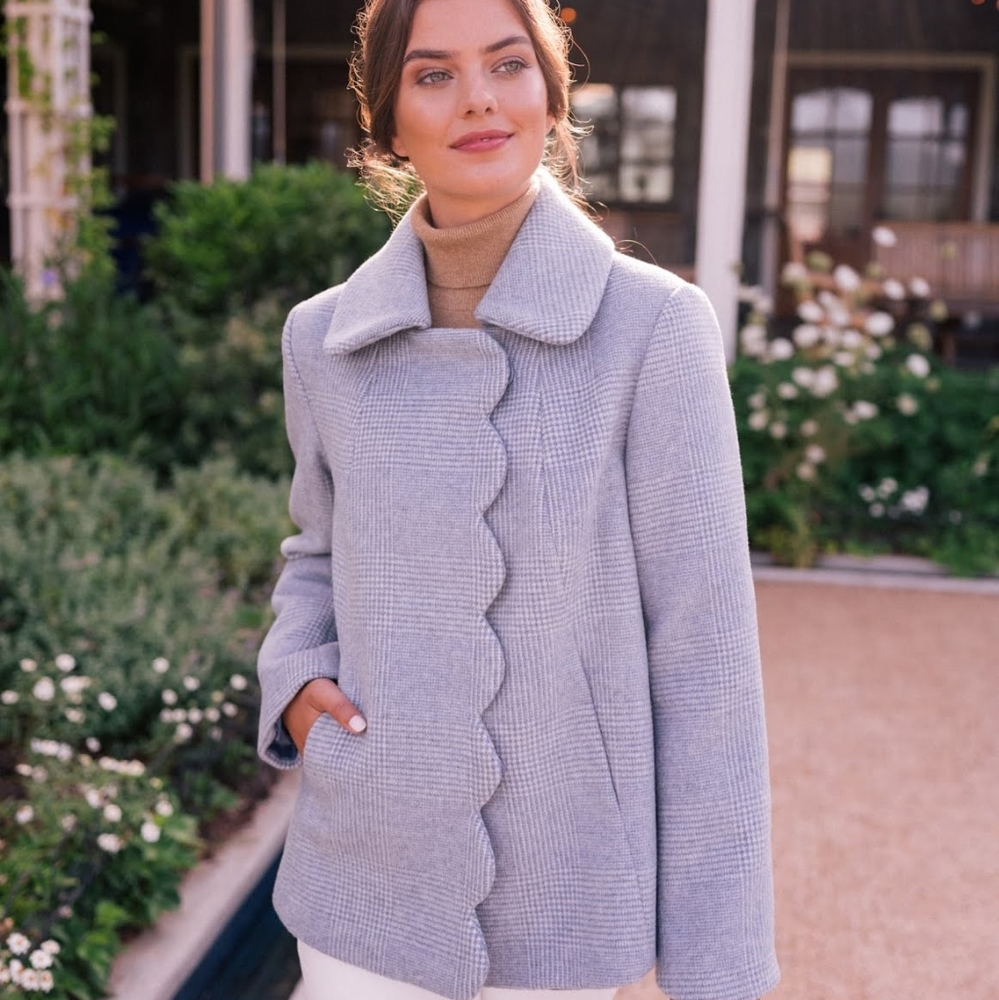 SOLD NWT Gal Meets Glam Aubrey coat